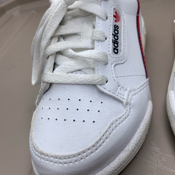 ADIDAS - Picture 14 of 14